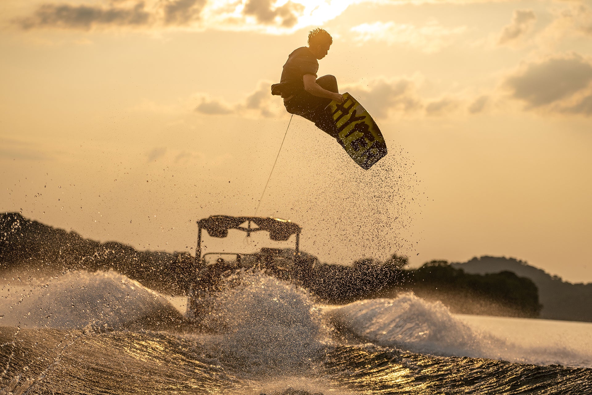 Top Wakeboards for Boat Enthusiasts Hyperlite