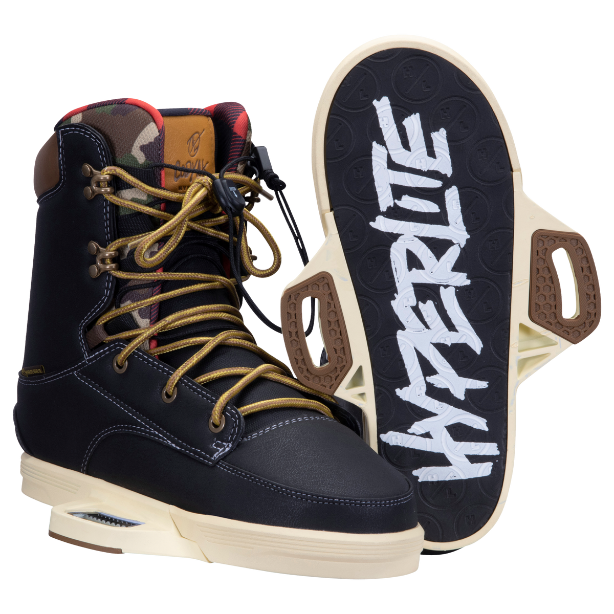 Codyak Binding 2022: Black boots with gold laces, HYPERLITE on the Fusion Plate System sole.